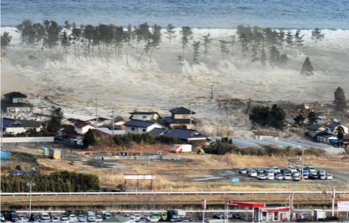 March 2011 tsunami japan